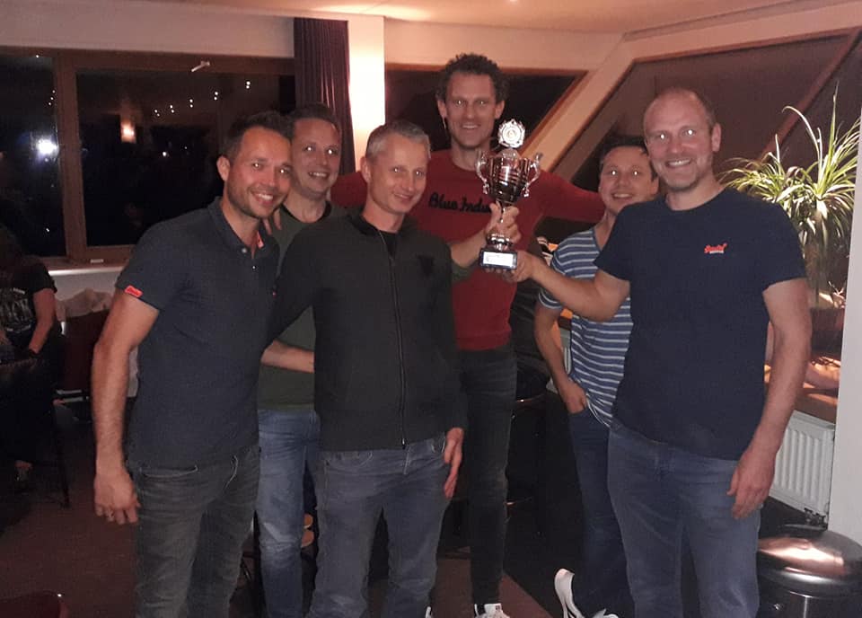 St.-Jabik 1 wint Sportkwis in de Waaie in Sint Annaparochie.