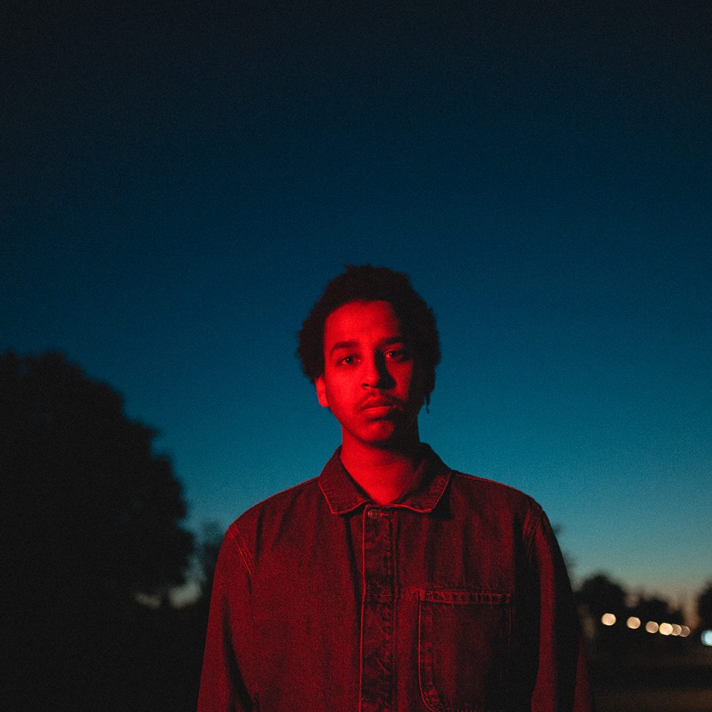 Friese rapper Faske over zijn nieuwe liedje 'Jij belt mij alleen als je dronken bent'