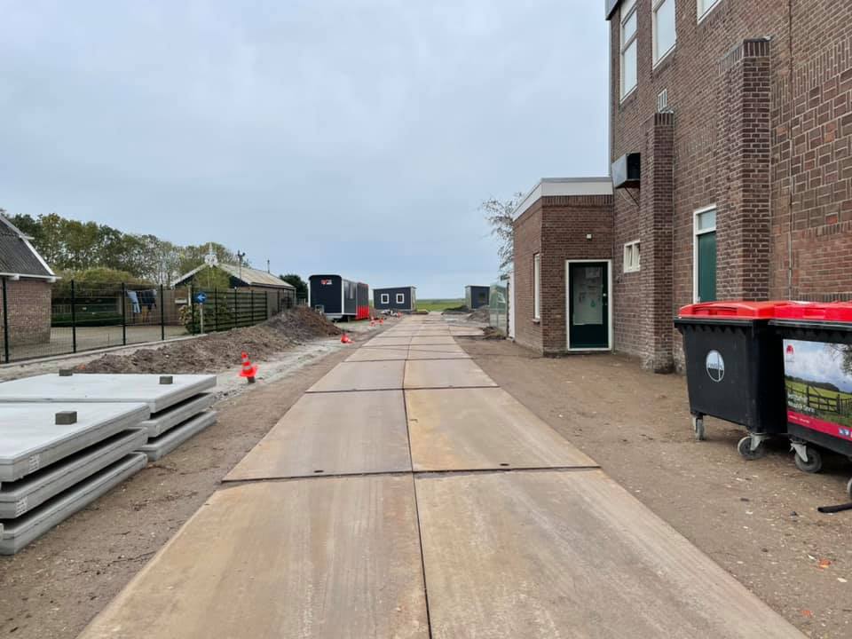 Bouw huisjes voor arbeidsmigranten begonnen