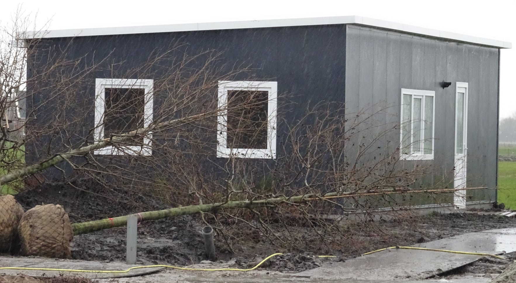 Bouw chalets voor arbeidsmigranten gaat voorspoedig