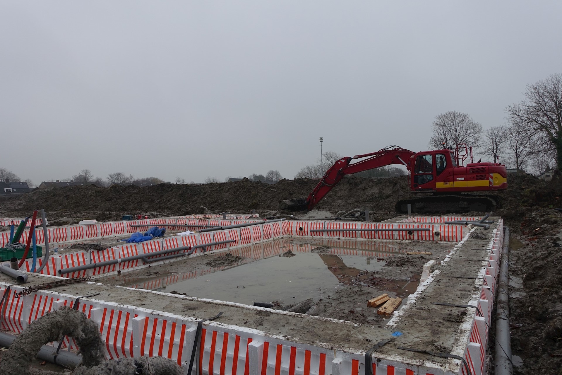 Bouw huizen G. Veenhuizenstraat gaat gestaag door.